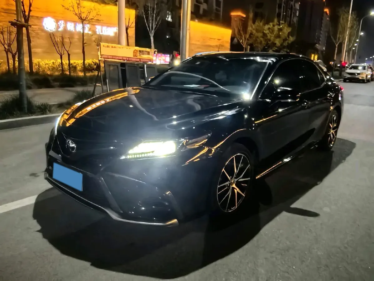 2021 Toyota Camry 2.5L 209HP L4 8AT,autocango,china used car exporter,china ev exporter,chinese used car exporter,chinese used ev exporter