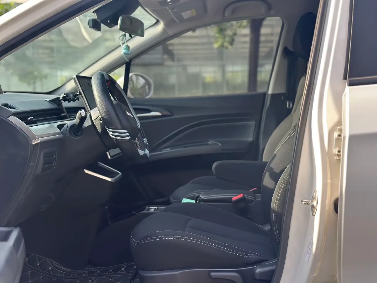 2022 Leapmotor T03 BEV 41KWH,autocango,china used car exporter,china ev exporter,chinese used car exporter,chinese used ev exporter