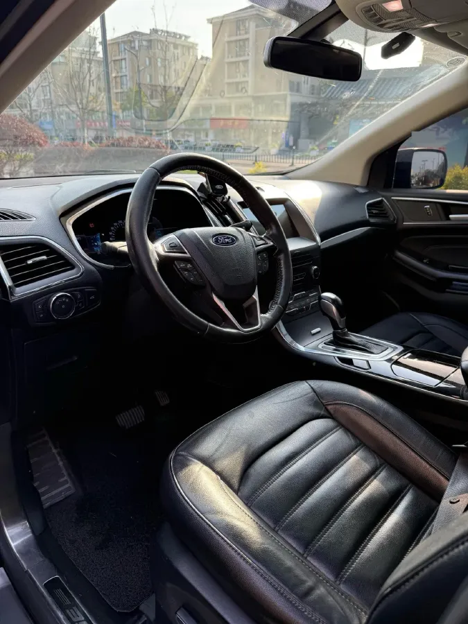 2018 Ford Edge 2.0T 245HP L4 6AT,autocango,china used car exporter,china ev exporter,chinese used car exporter,chinese used ev exporter