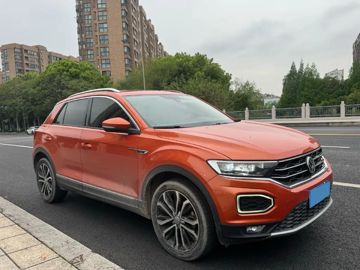 2020 Volkswagen T-Roc 1.4T 150HP L4 7DCT,autocango,china used car exporter,china ev exporter,chinese used car exporter,chinese used ev exporter
