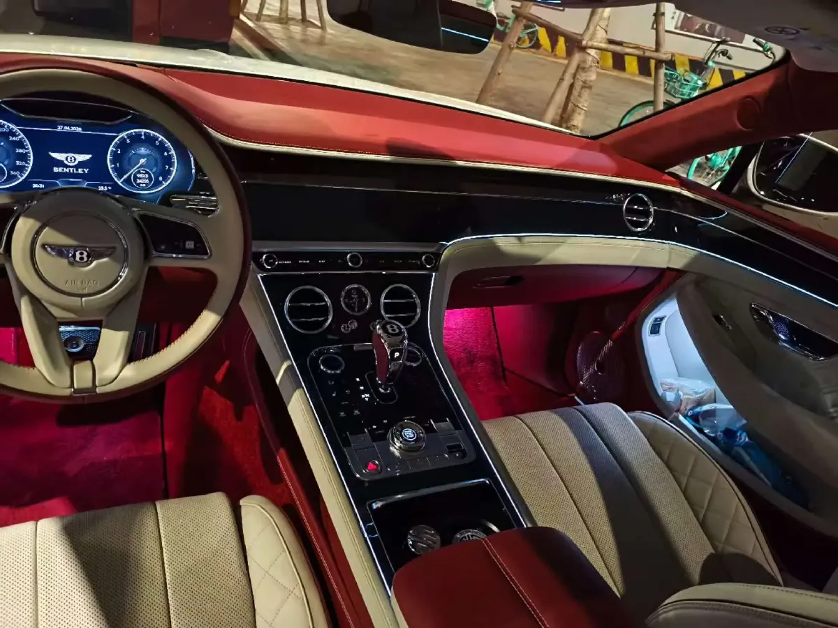 2022 Bentley Continental 4.0T 549HP V8 8DCT,autocango,china used car exporter,china ev exporter,chinese used car exporter,chinese used ev exporter