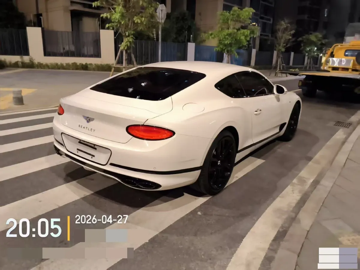 2022 Bentley Continental 4.0T 549HP V8 8DCT,autocango,china used car exporter,china ev exporter,chinese used car exporter,chinese used ev exporter