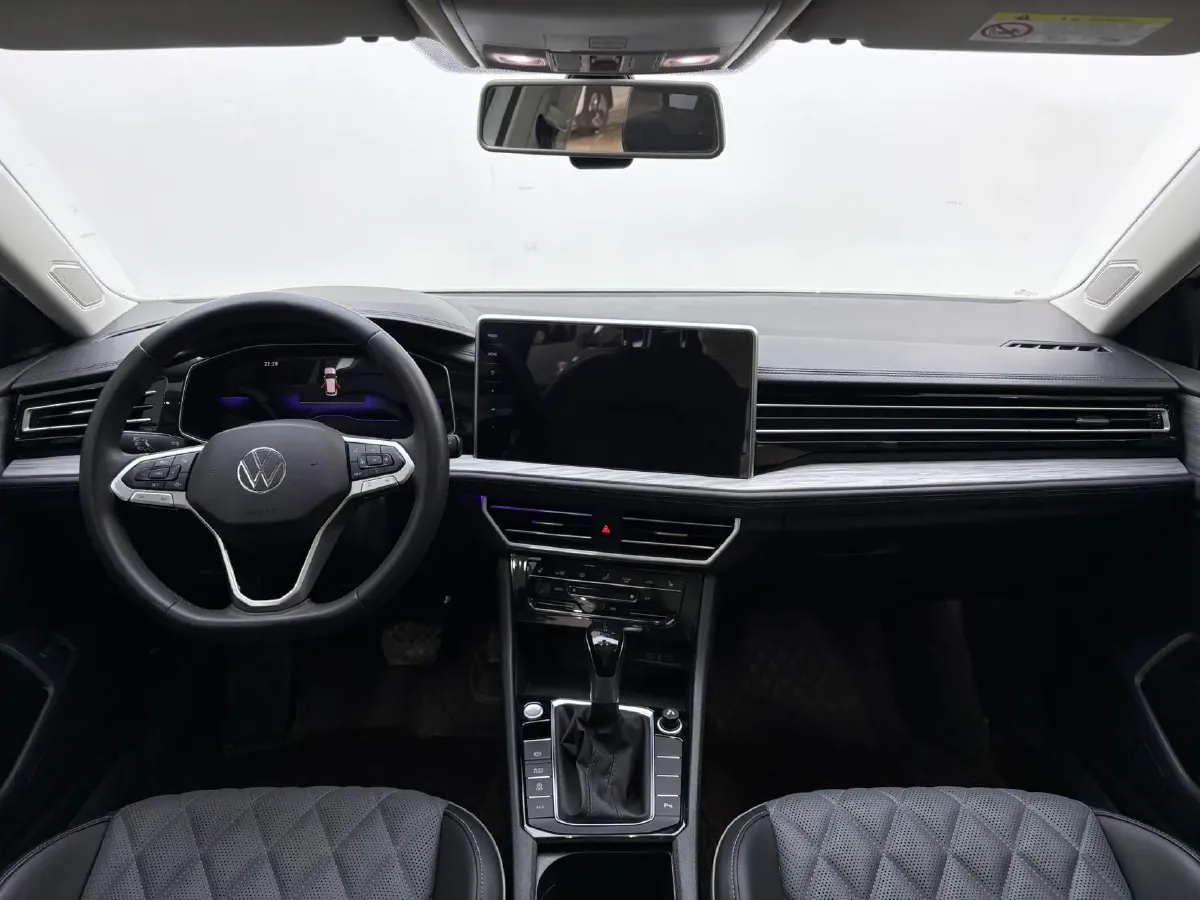 2023 Volkswagen Sagitar 1.4T 150HP L4 7DCT,autocango,china used car exporter,china ev exporter,chinese used car exporter,chinese used ev exporter