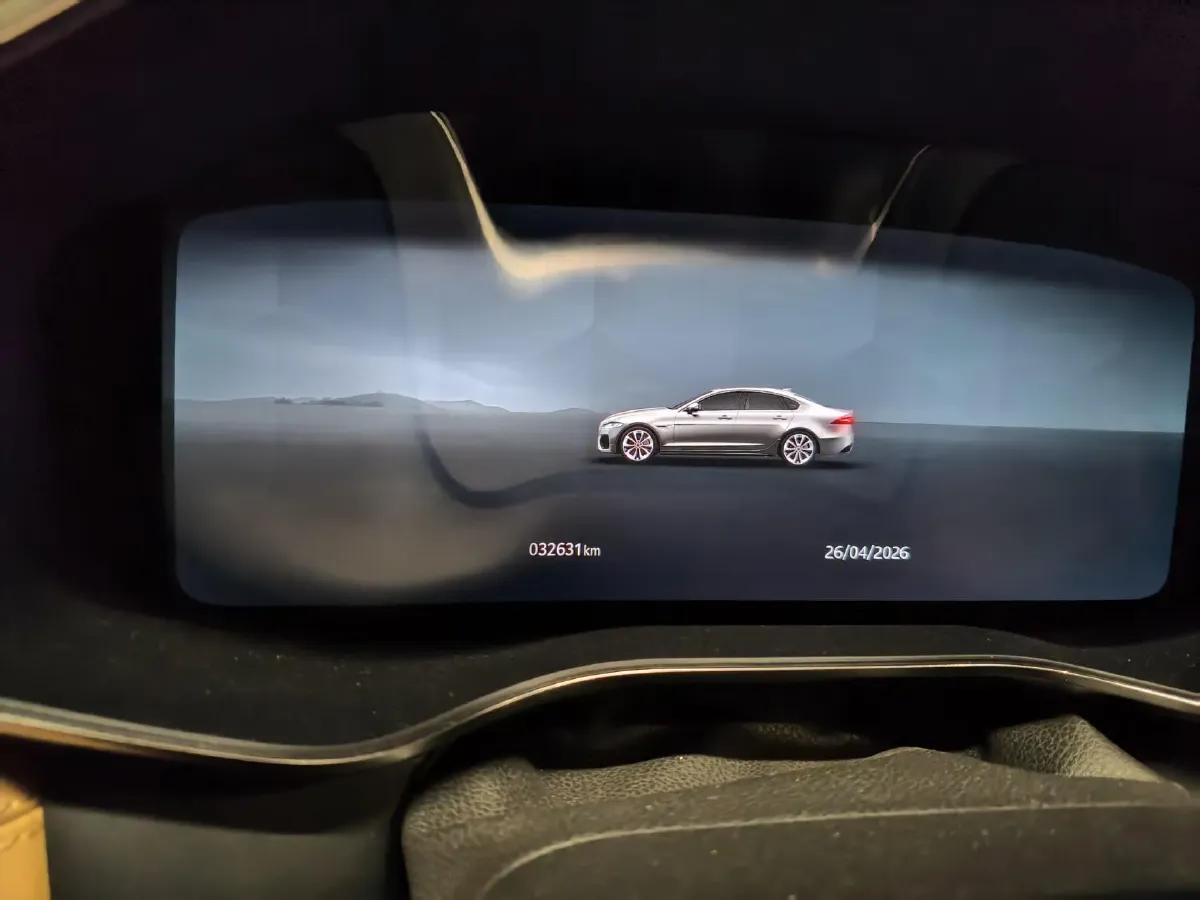 2023 Jaguar XFL 2.0T 250HP L4 8AT,autocango,china used car exporter,china ev exporter,chinese used car exporter,chinese used ev exporter