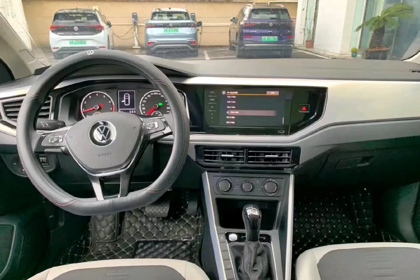 2021 Bestune T55 1.5T 169HP L4 7DCT,autocango,china used car exporter,china ev exporter,chinese used car exporter,chinese used ev exporter