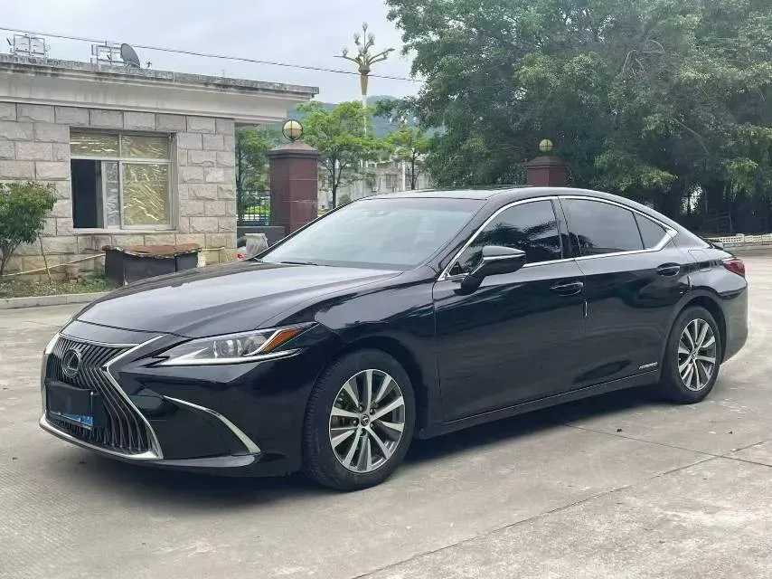 2020 Lexus ES 2.5L 178HP L4 E-CVT Hybrid,autocango,china used car exporter,china ev exporter,chinese used car exporter,chinese used ev exporter