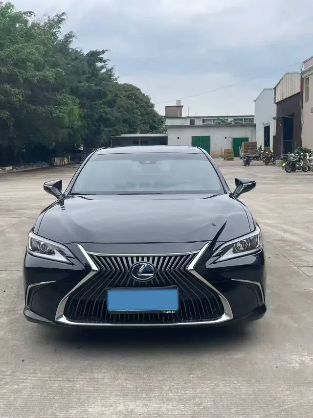 2020 Lexus ES 2.5L 178HP L4 E-CVT Hybrid,autocango,china used car exporter,china ev exporter,chinese used car exporter,chinese used ev exporter