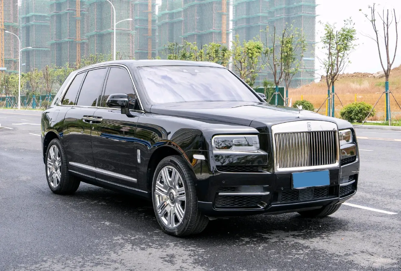 2018 Rolls-Royce Cullinan 6.7T 571HP V12 8AT,autocango,china used car exporter,china ev exporter,chinese used car exporter,chinese used ev exporter