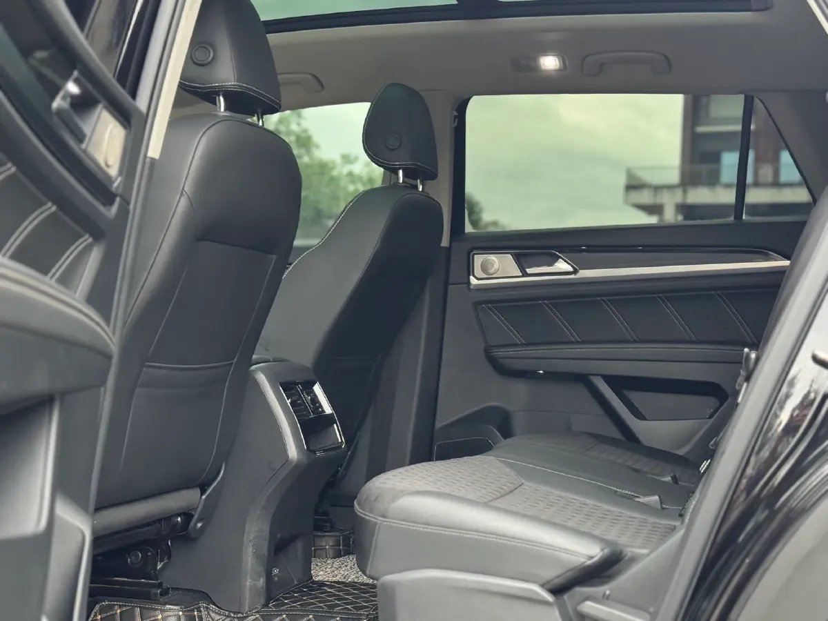 2020 Volkswagen Teramont 2.0T 186HP L4 7DCT,autocango,china used car exporter,china ev exporter,chinese used car exporter,chinese used ev exporter