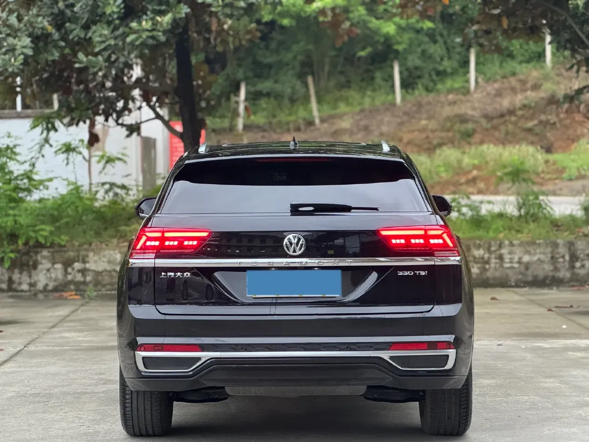 2020 Volkswagen Teramont 2.0T 186HP L4 7DCT,autocango,china used car exporter,china ev exporter,chinese used car exporter,chinese used ev exporter