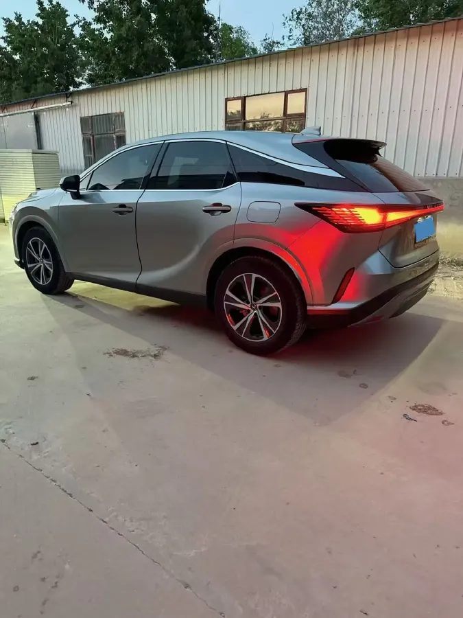 2023 Lexus RX 2.5L 189HP L4 E-CVT Hybrid,autocango,china used car exporter,china ev exporter,chinese used car exporter,chinese used ev exporter