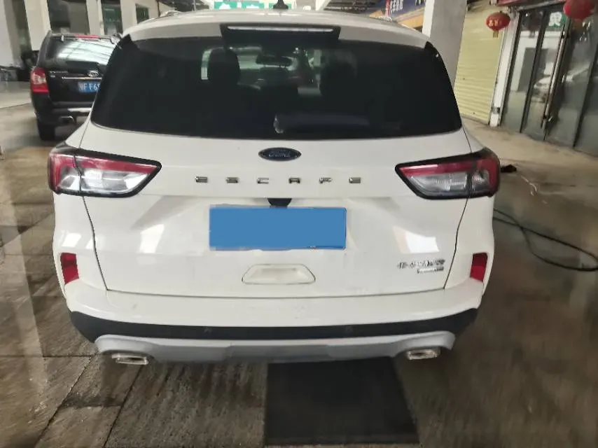 2020 Ford Escape 2.0T 248HP L4 8AT,autocango,china used car exporter,china ev exporter,chinese used car exporter,chinese used ev exporter