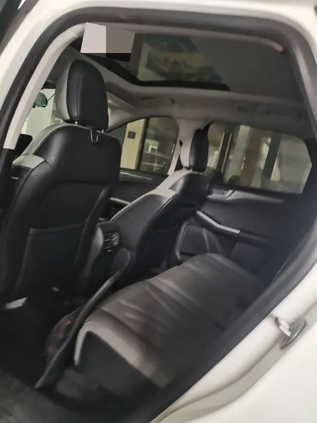 2020 Ford Escape 2.0T 248HP L4 8AT,autocango,china used car exporter,china ev exporter,chinese used car exporter,chinese used ev exporter