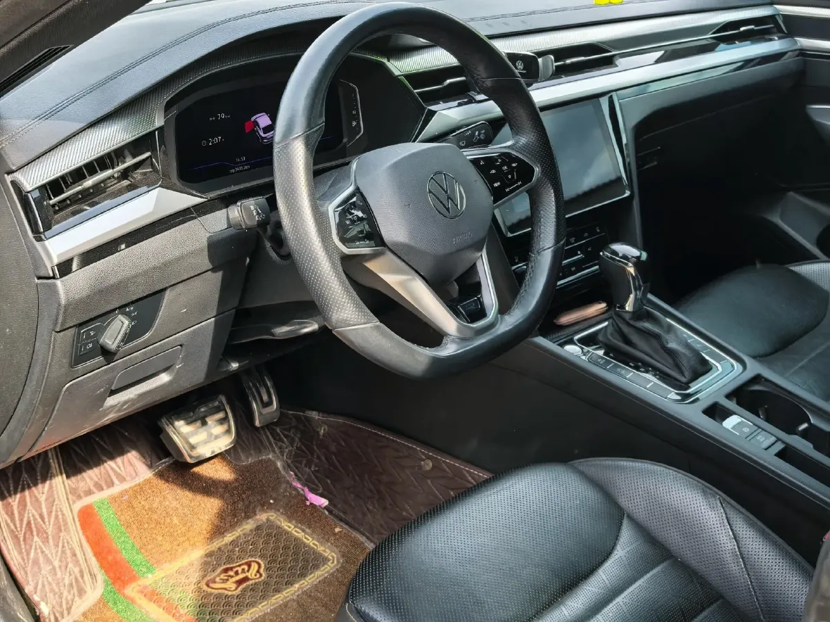 2021 Volkswagen CC 2.0T 220HP L4 7DCT,autocango,china used car exporter,china ev exporter,chinese used car exporter,chinese used ev exporter