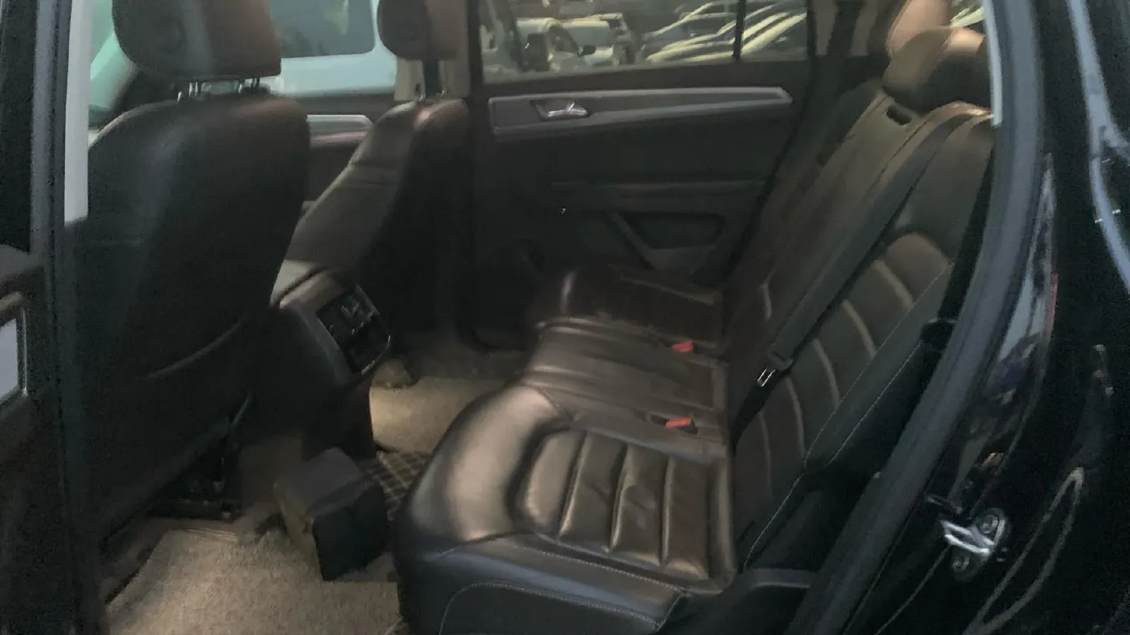 2019 Volkswagen Teramont 2.0T 186HP L4 7DCT,autocango,china used car exporter,china ev exporter,chinese used car exporter,chinese used ev exporter