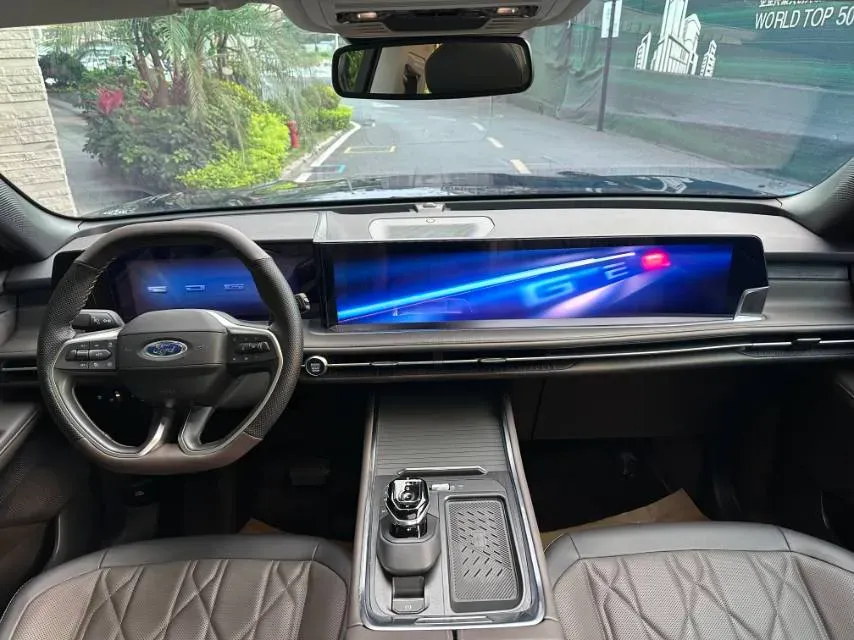 2025 Ford Edge 2.0T 252HP L4 8AT,autocango,china used car exporter,china ev exporter,chinese used car exporter,chinese used ev exporter