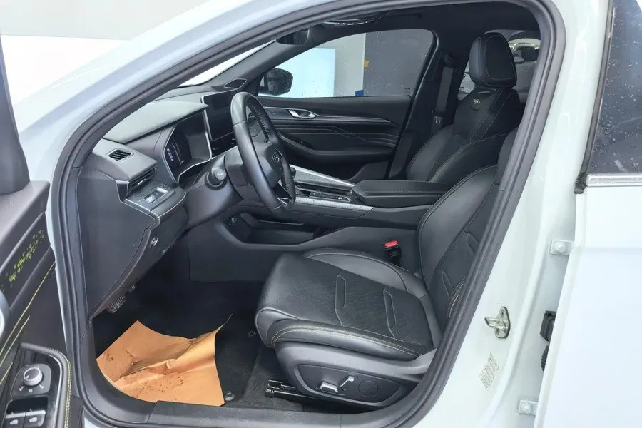 2023 Geely Preface 1.5T 181HP L4 7DCT,autocango,china used car exporter,china ev exporter,chinese used car exporter,chinese used ev exporter