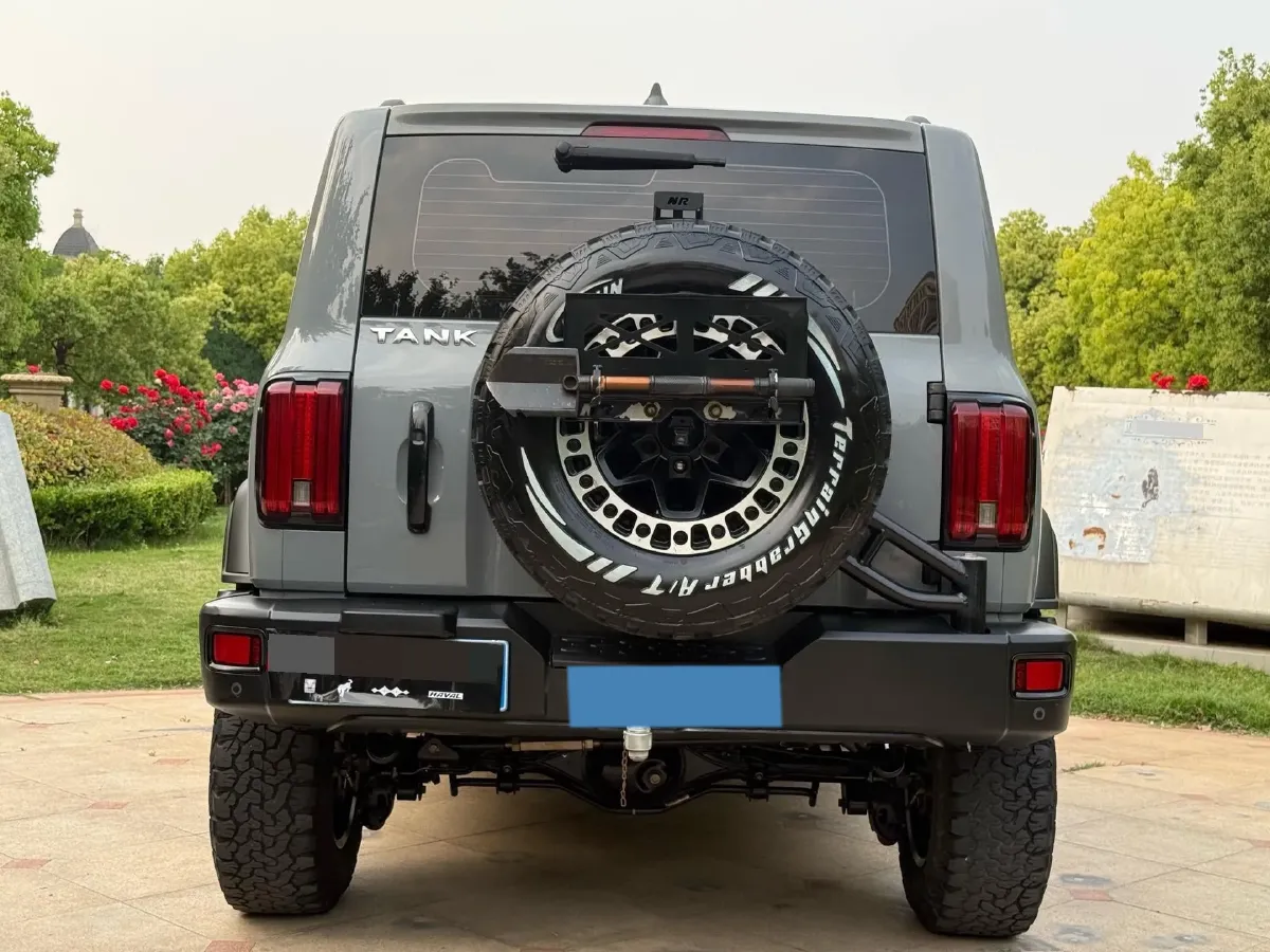 2021 Tank 300 2.0T 227HP L4 8AT,autocango,china used car exporter,china ev exporter,chinese used car exporter,chinese used ev exporter