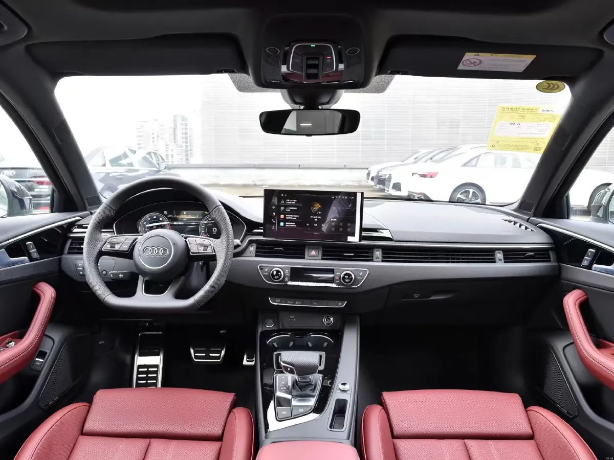 2024 Audi A4L 2.0T 190HP L4 7DCT,autocango,china used car exporter,china ev exporter,chinese used car exporter,chinese used ev exporter