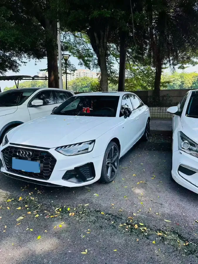 2024 Audi A4L 2.0T 190HP L4 7DCT,autocango,china used car exporter,china ev exporter,chinese used car exporter,chinese used ev exporter