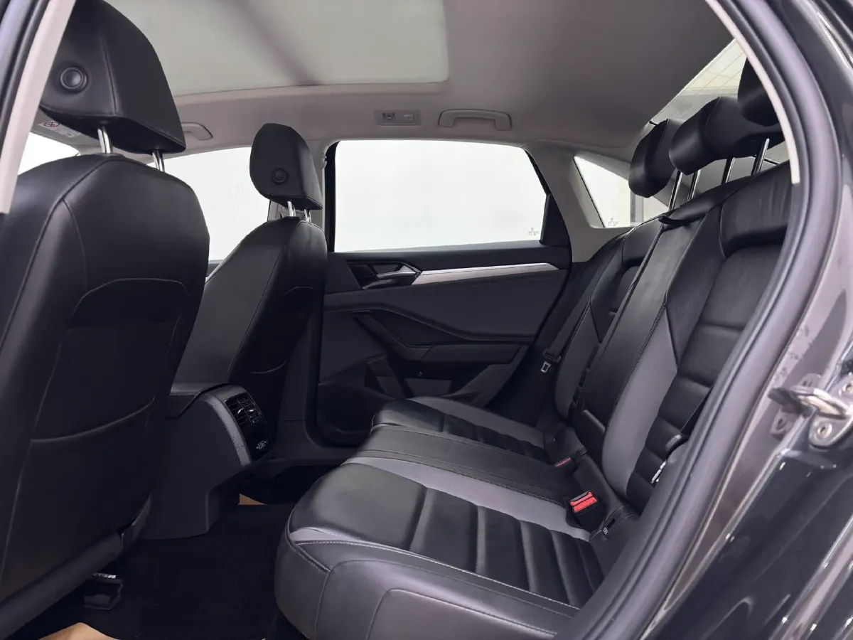 2022 Volkswagen Sagitar 1.4T 150HP L4 7DCT,autocango,china used car exporter,china ev exporter,chinese used car exporter,chinese used ev exporter