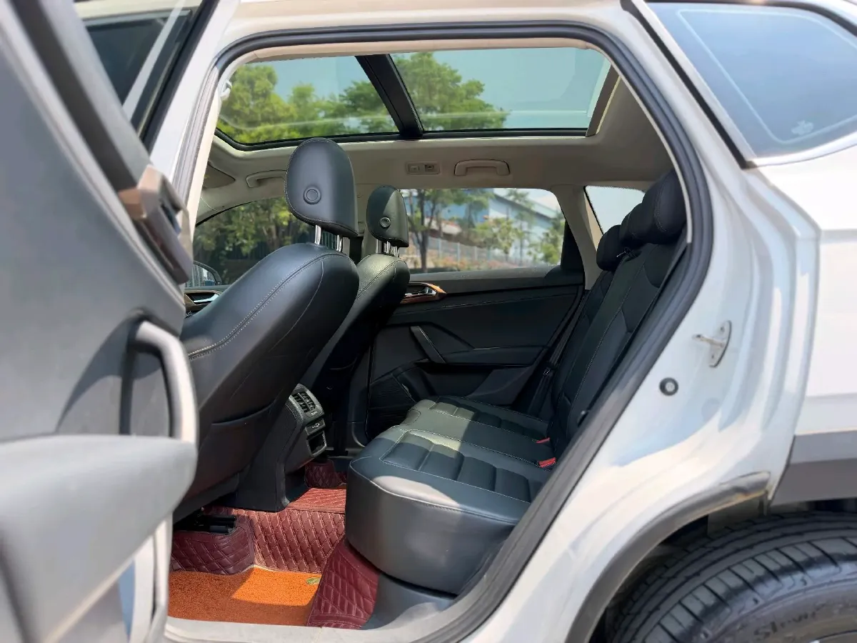 2022 Volkswagen Tharu 1.4T 150HP L4 7DCT,autocango,china used car exporter,china ev exporter,chinese used car exporter,chinese used ev exporter