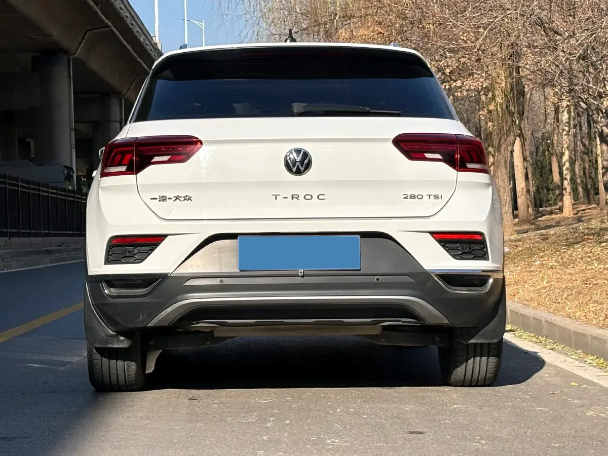 2021 Volkswagen T-Roc 1.4T 150HP L4 7DCT,autocango,china used car exporter,china ev exporter,chinese used car exporter,chinese used ev exporter