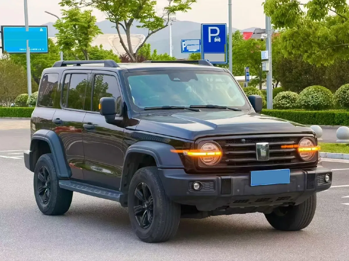 2023 Tank 300 2.0T 227HP L4 8AT,autocango,china used car exporter,china ev exporter,chinese used car exporter,chinese used ev exporter