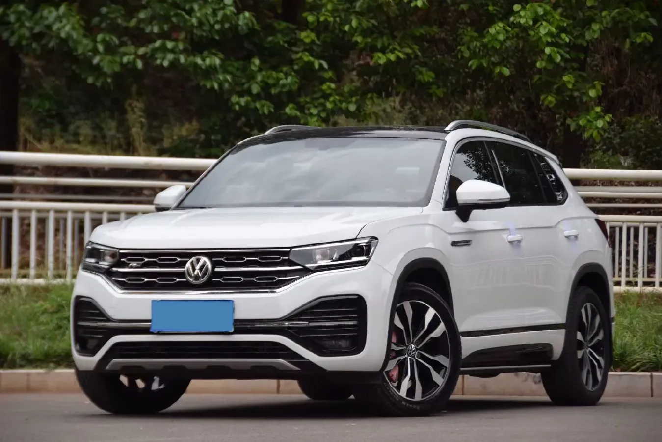 2020 Volkswagen Tayron 2.0T 220HP L4 7DCT,autocango,china used car exporter,china ev exporter,chinese used car exporter,chinese used ev exporter
