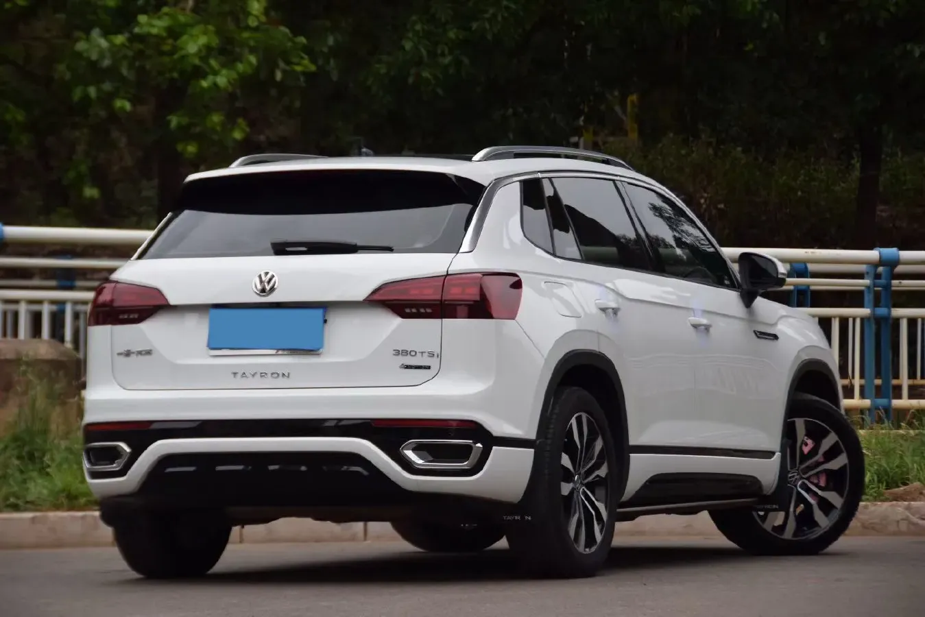 2020 Volkswagen Tayron 2.0T 220HP L4 7DCT,autocango,china used car exporter,china ev exporter,chinese used car exporter,chinese used ev exporter