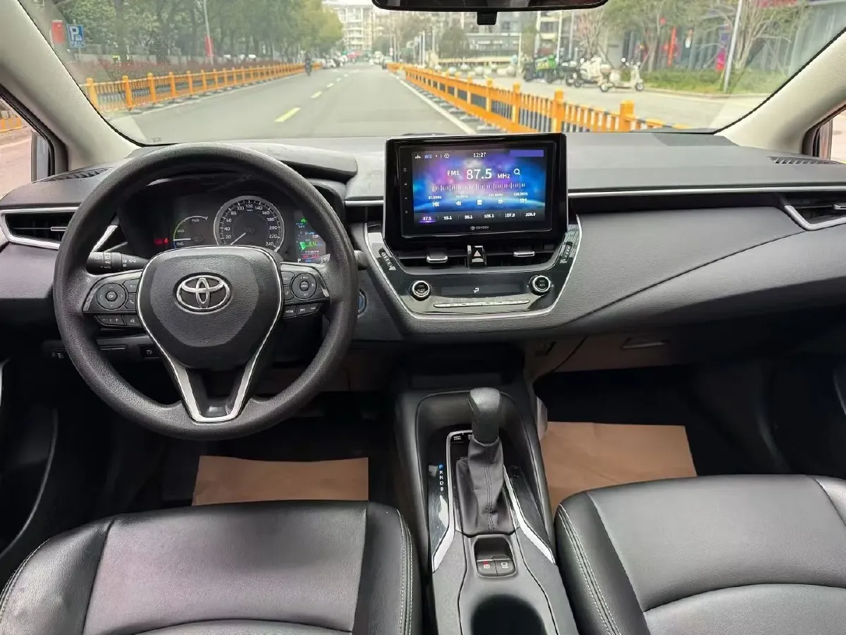 2023 Toyota Corolla 1.8L 98HP L4 E-CVT Hybrid,autocango,china used car exporter,china ev exporter,chinese used car exporter,chinese used ev exporter
