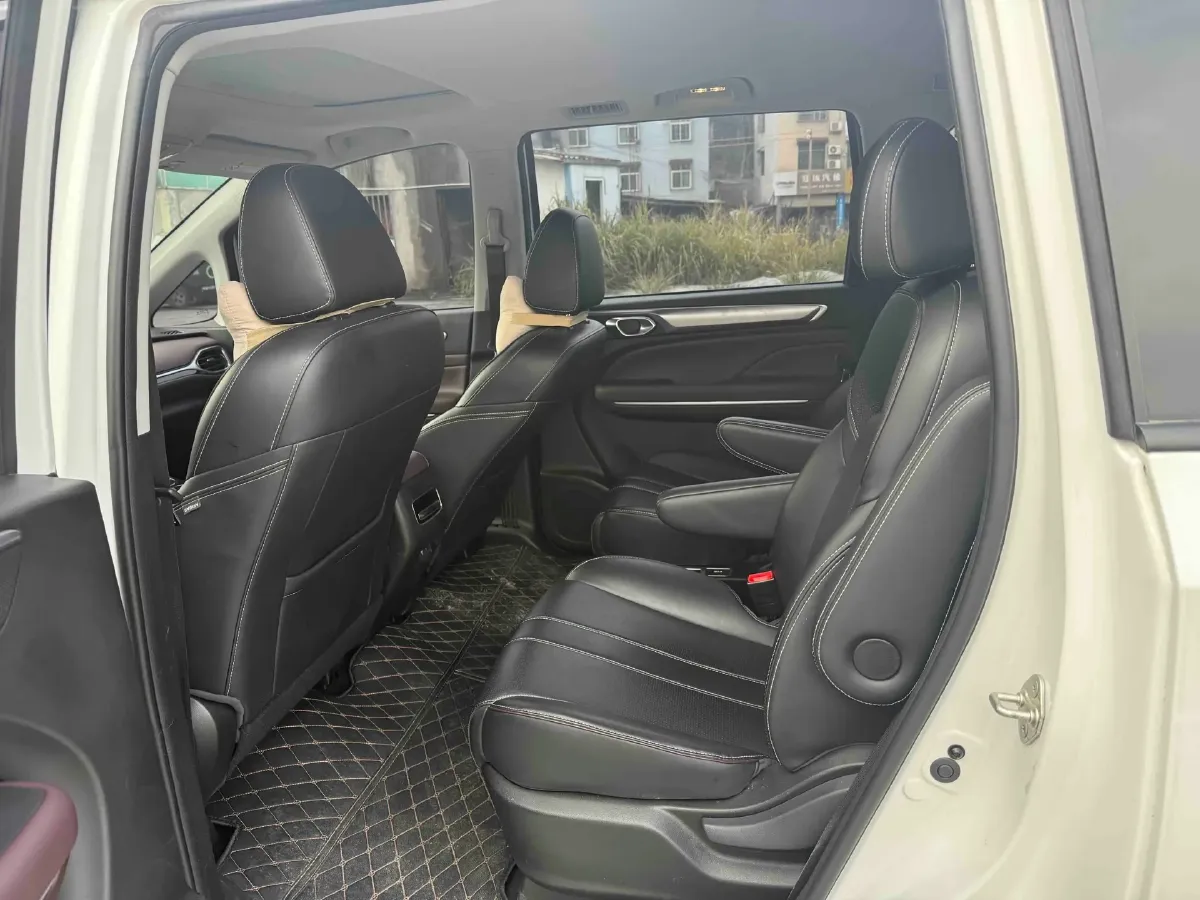 2023 GAC Trumpchi M6 1.5T 177HP L4 7DCT,autocango,china used car exporter,china ev exporter,chinese used car exporter,chinese used ev exporter