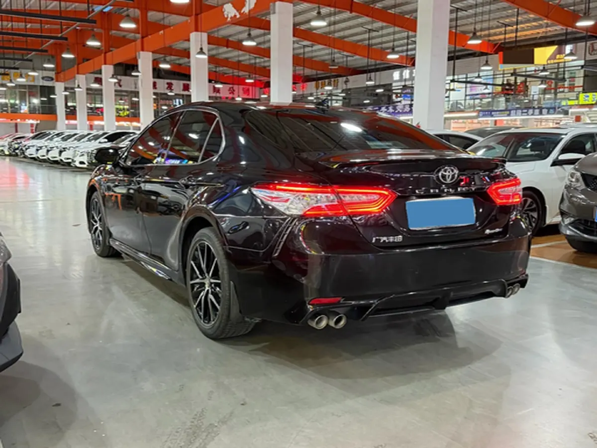 2021 Toyota Camry 2.5L 209HP L4 8AT,autocango,china used car exporter,china ev exporter,chinese used car exporter,chinese used ev exporter