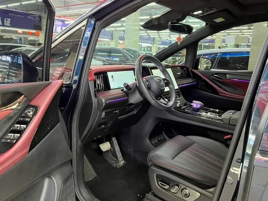 2024 GAC Trumpchi M8 2.0T 190HP L4 E-CVT Hybrid,autocango,china used car exporter,china ev exporter,chinese used car exporter,chinese used ev exporter