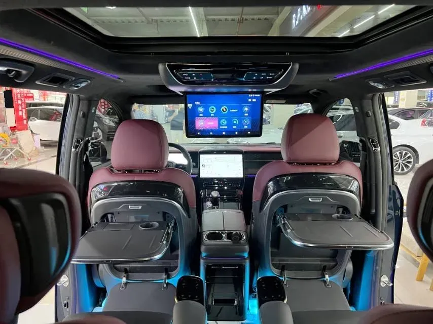 2024 GAC Trumpchi M8 2.0T 190HP L4 E-CVT Hybrid,autocango,china used car exporter,china ev exporter,chinese used car exporter,chinese used ev exporter