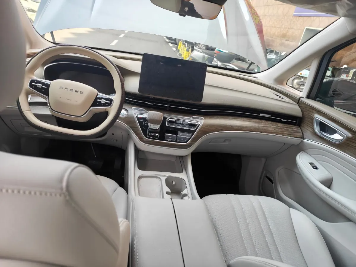 2025 Roewe iMAX8 1.5T 150HP L4 1DHT PHEV 24.7KWH,autocango,china used car exporter,china ev exporter,chinese used car exporter,chinese used ev exporter