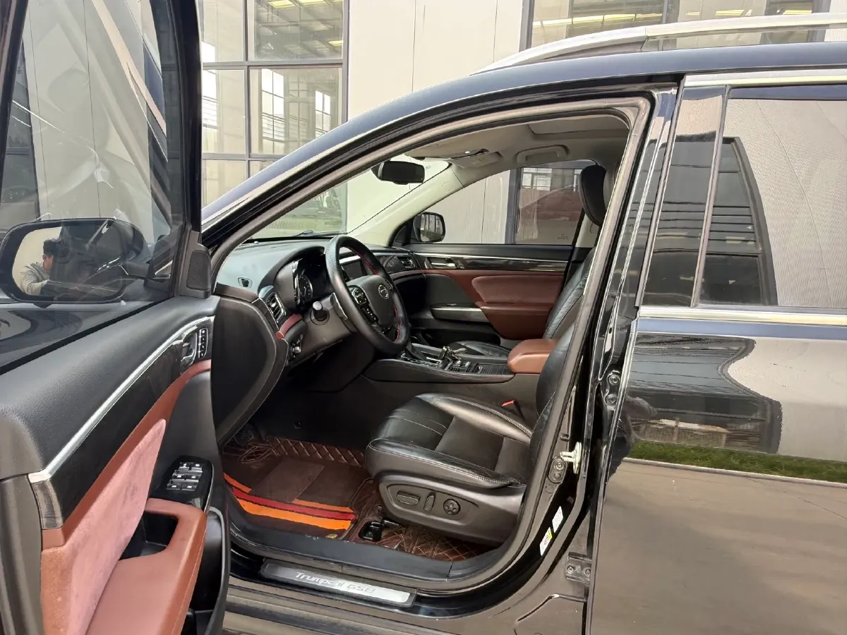 2017 GAC Trumpchi GS8 2.0T 201HP L4 6AT,autocango,china used car exporter,china ev exporter,chinese used car exporter,chinese used ev exporter