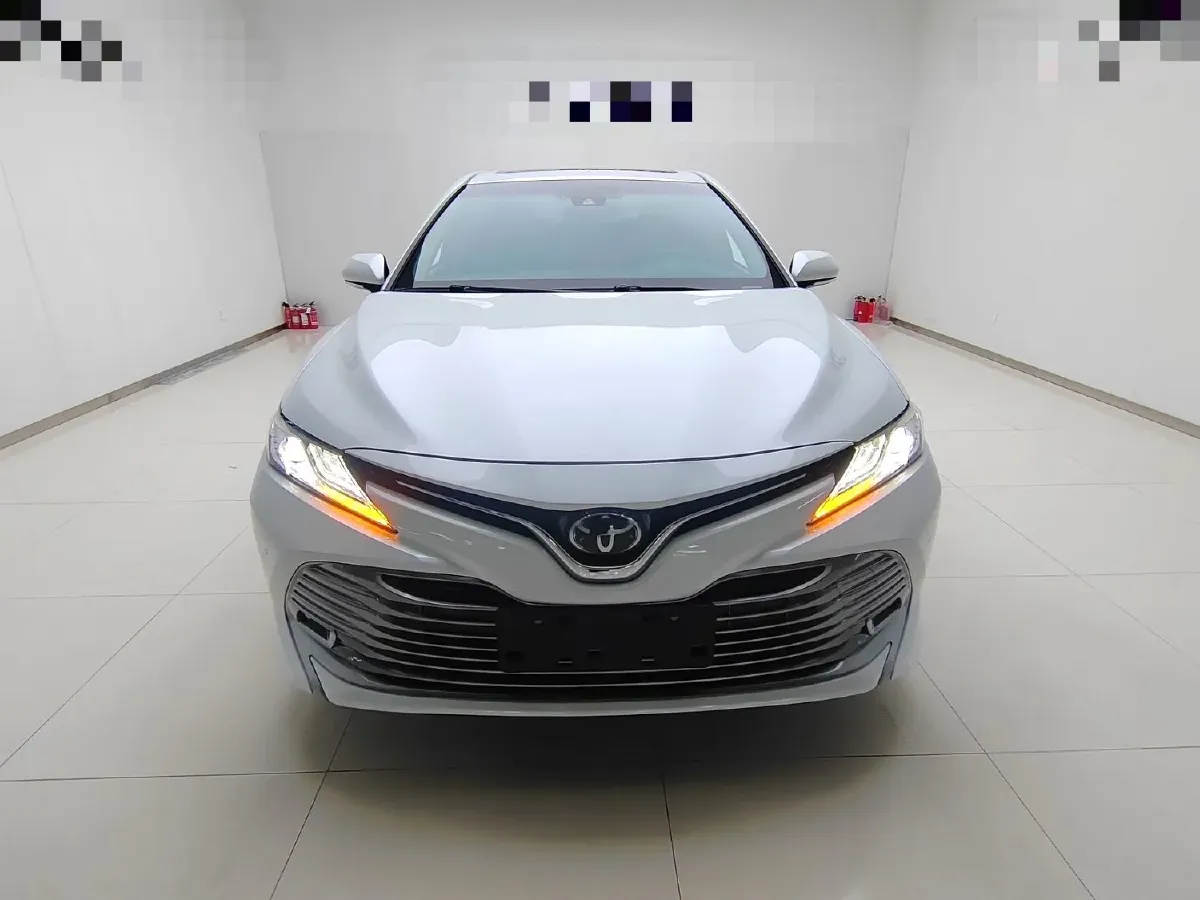 2019 Toyota Camry 2.0L 178HP L4 CVT,autocango,china used car exporter,china ev exporter,chinese used car exporter,chinese used ev exporter