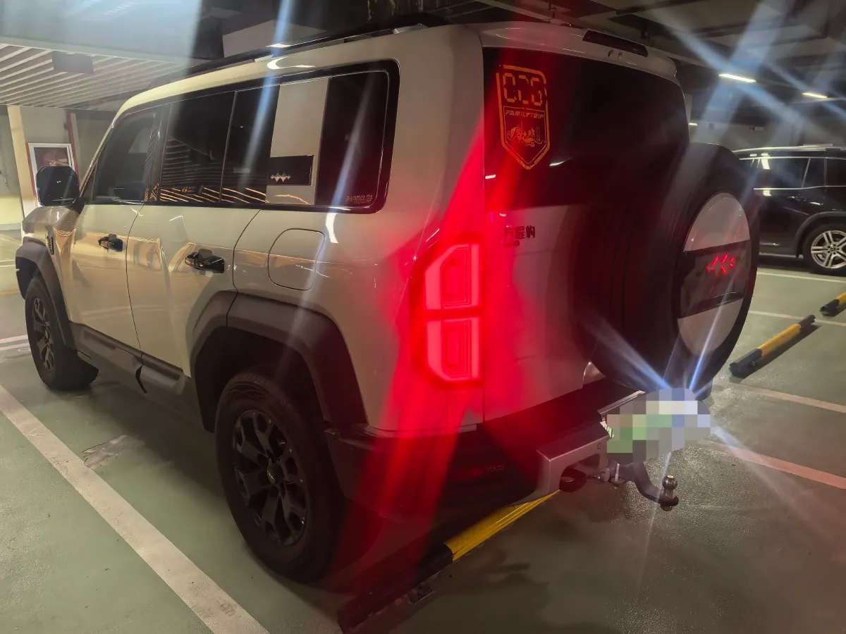 2023 FangChengBao Bao 5 1.5T 194HP L4 E-CVT PHEV 31.8KWH,autocango,china used car exporter,china ev exporter,chinese used car exporter,chinese used ev exporter
