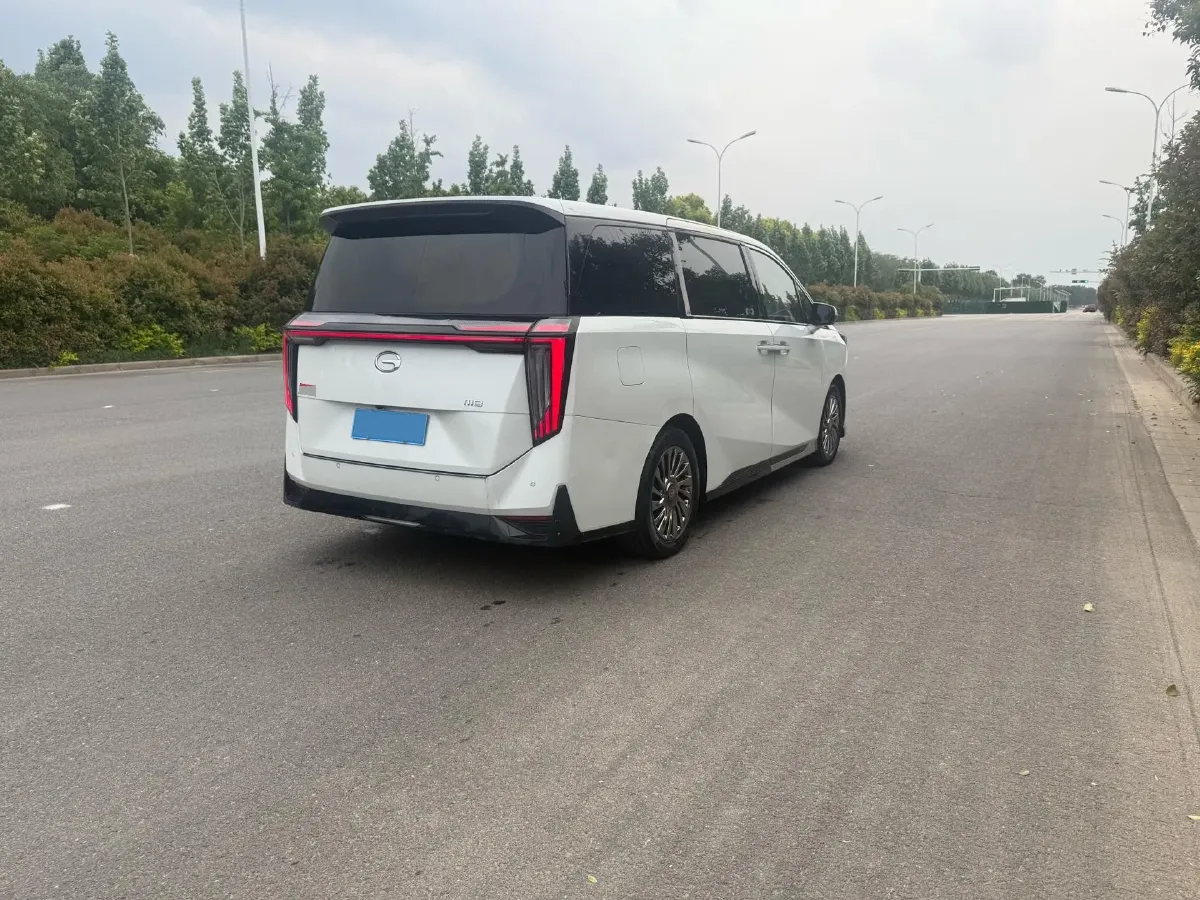 2023 GAC Trumpchi M8 2.0T 252HP L4 8AT,autocango,china used car exporter,china ev exporter,chinese used car exporter,chinese used ev exporter