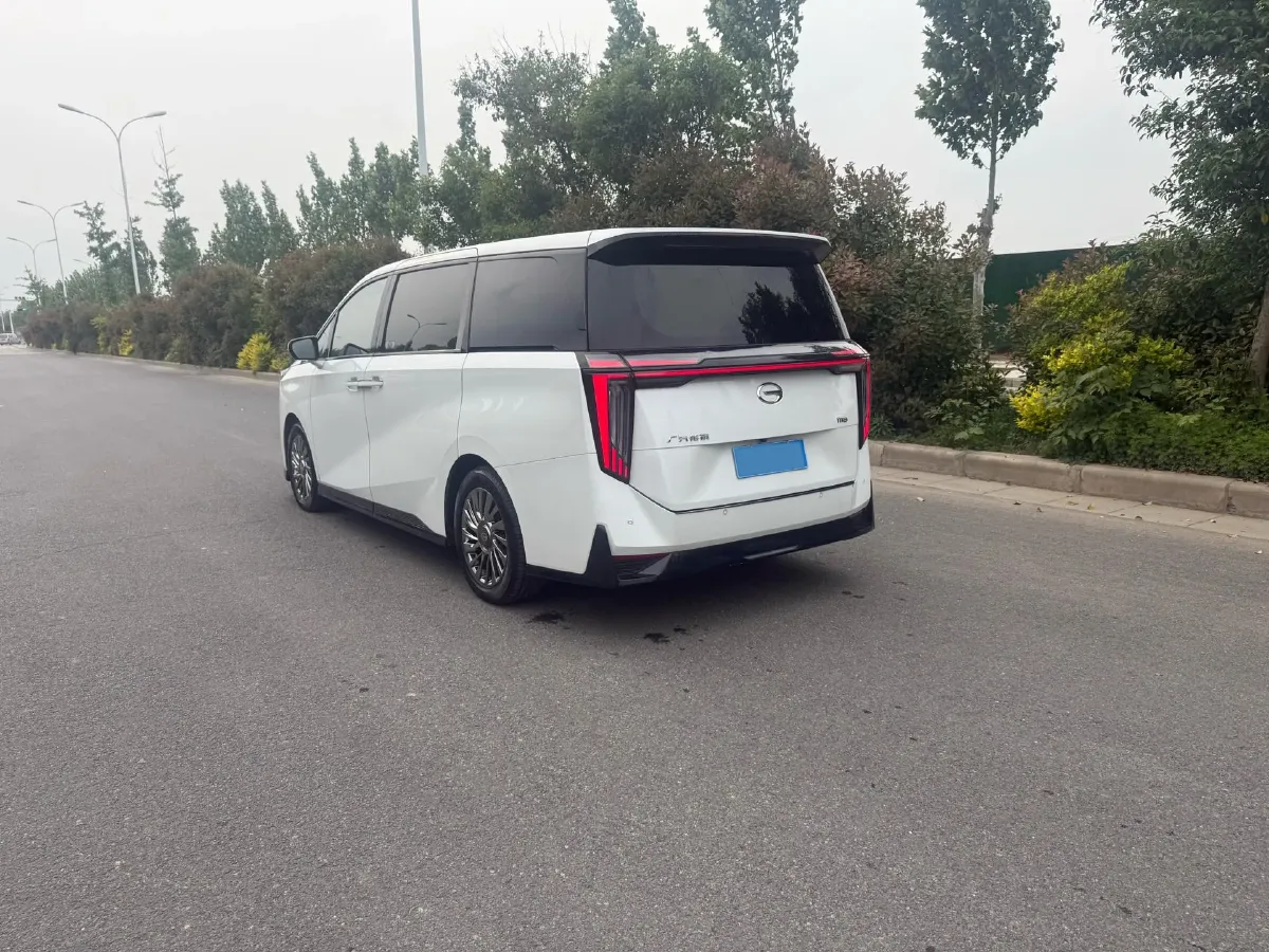 2023 GAC Trumpchi M8 2.0T 252HP L4 8AT,autocango,china used car exporter,china ev exporter,chinese used car exporter,chinese used ev exporter