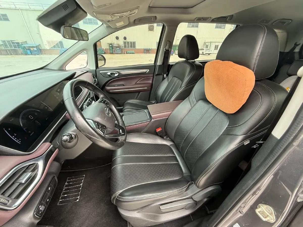 2021 GAC Trumpchi M6 1.5T 169HP L4 7DCT,autocango,china used car exporter,china ev exporter,chinese used car exporter,chinese used ev exporter