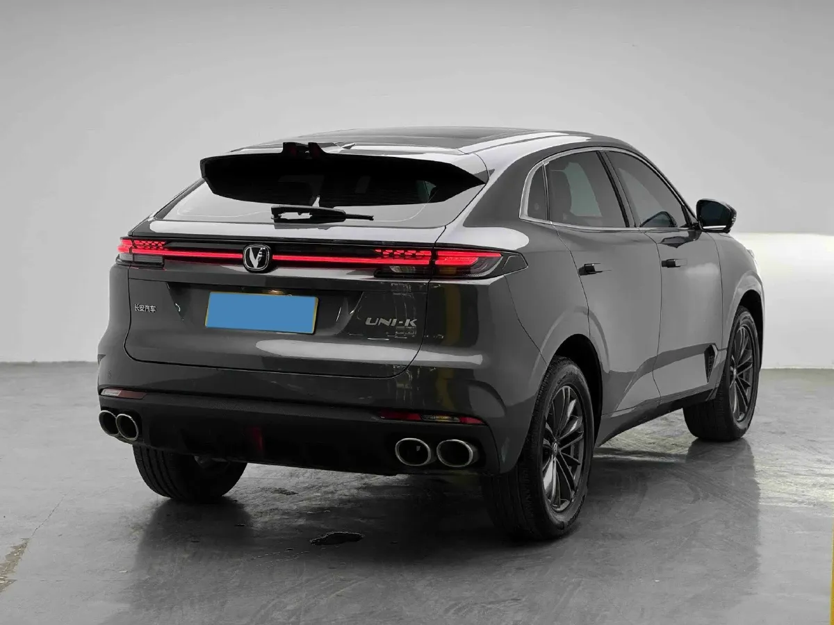 2023 ChangAn UNI-K 2.0T 233HP L4 8AT,autocango,china used car exporter,china ev exporter,chinese used car exporter,chinese used ev exporter