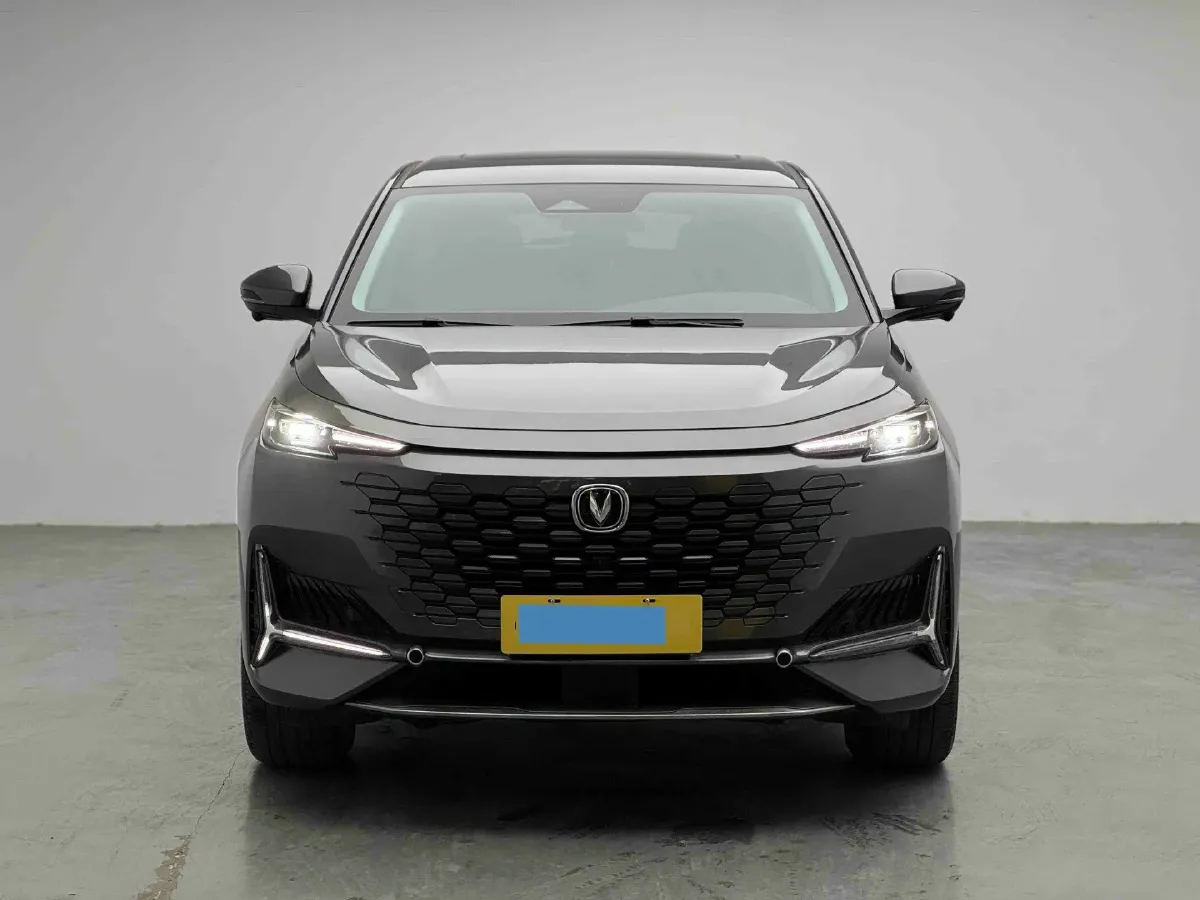 2023 ChangAn UNI-K 2.0T 233HP L4 8AT,autocango,china used car exporter,china ev exporter,chinese used car exporter,chinese used ev exporter