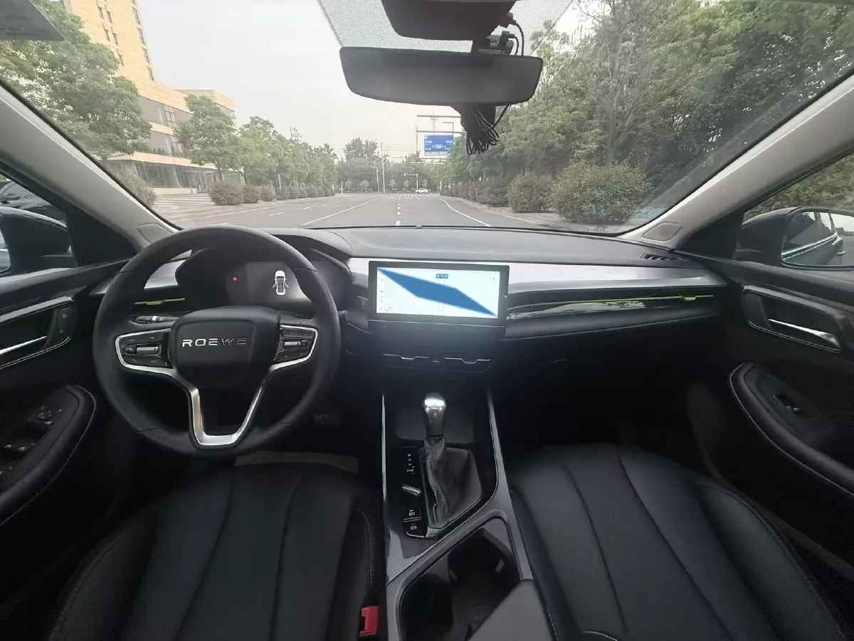 2021 Roewe i5 1.5L 120HP L4 CVT,autocango,china used car exporter,china ev exporter,chinese used car exporter,chinese used ev exporter