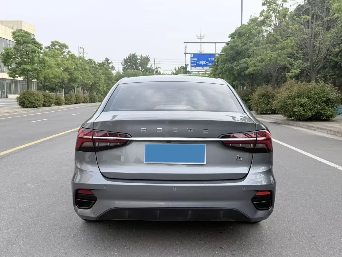 2021 Roewe i5 1.5L 120HP L4 CVT,autocango,china used car exporter,china ev exporter,chinese used car exporter,chinese used ev exporter