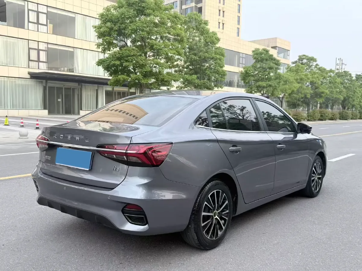 2021 Roewe i5 1.5L 120HP L4 CVT,autocango,china used car exporter,china ev exporter,chinese used car exporter,chinese used ev exporter