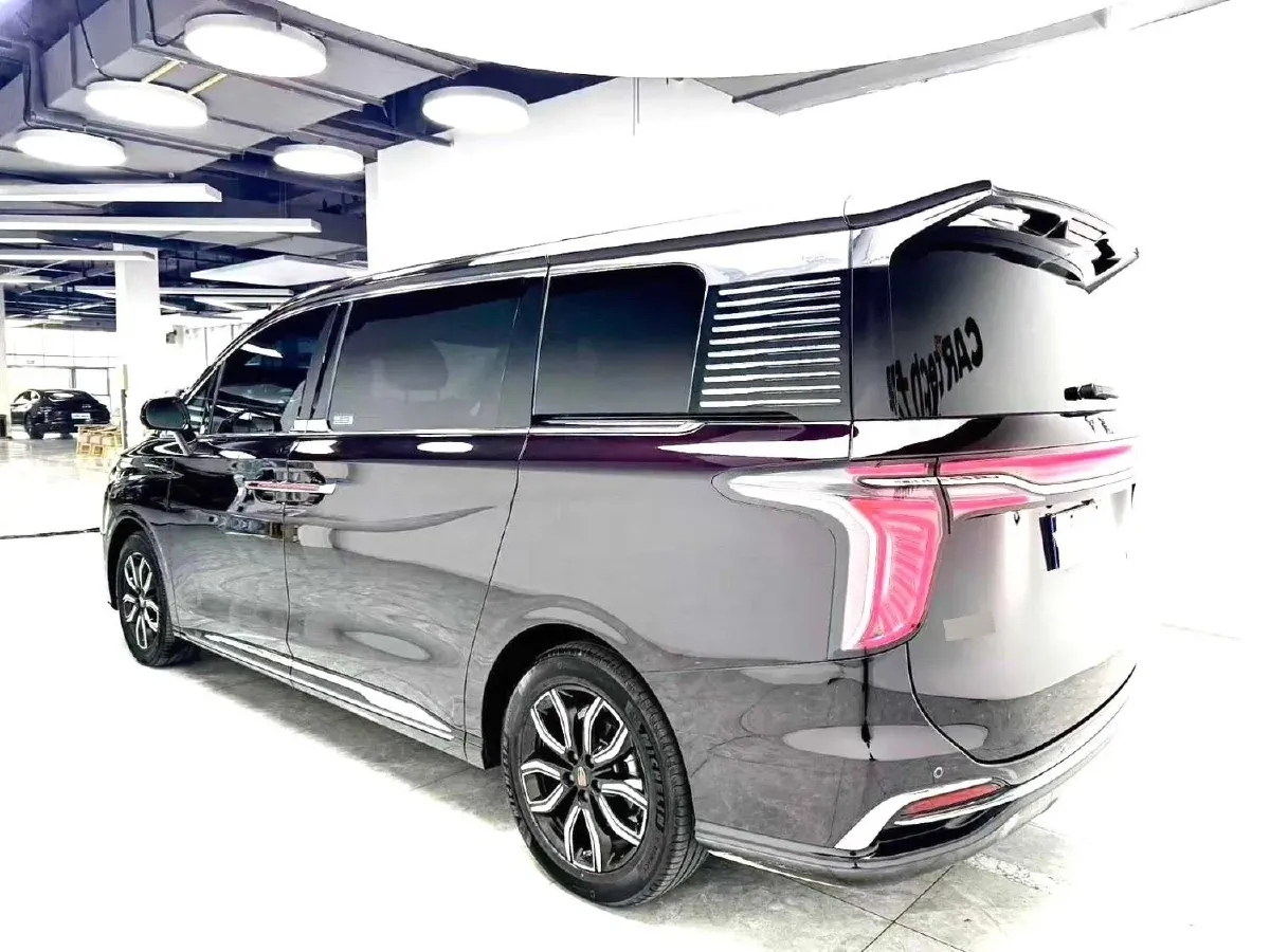 2023 HongQi HQ9 2.0T 252HP L4 8AT,autocango,china used car exporter,china ev exporter,chinese used car exporter,chinese used ev exporter