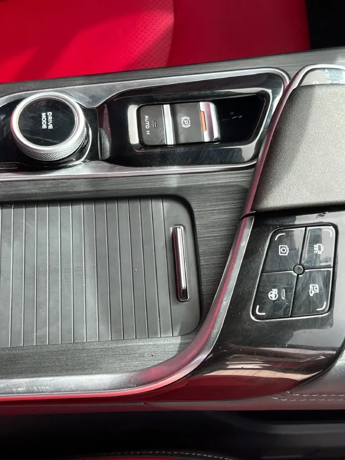 2020 ChangAn UNI-T 1.5T 180HP L4 7DCT,autocango,china used car exporter,china ev exporter,chinese used car exporter,chinese used ev exporter