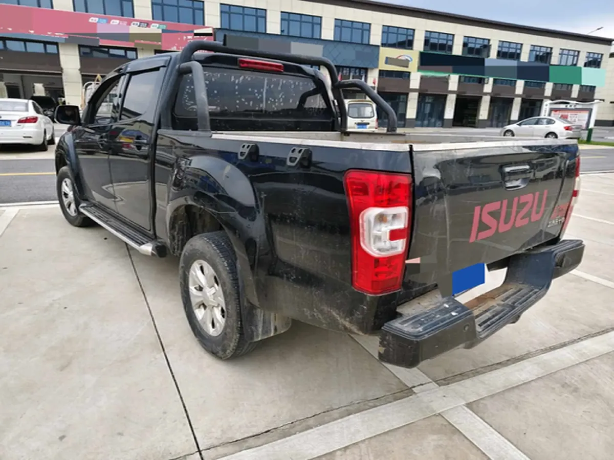 2023 Isuzu RE-MAX Jim 2.5T 143HP L4 6MT,autocango,china used car exporter,china ev exporter,chinese used car exporter,chinese used ev exporter